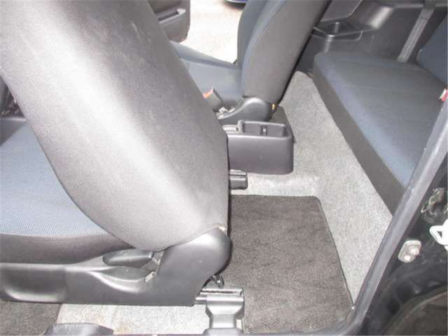 صورة مصغرة 14 لـ 2008 Nissan KICKS
