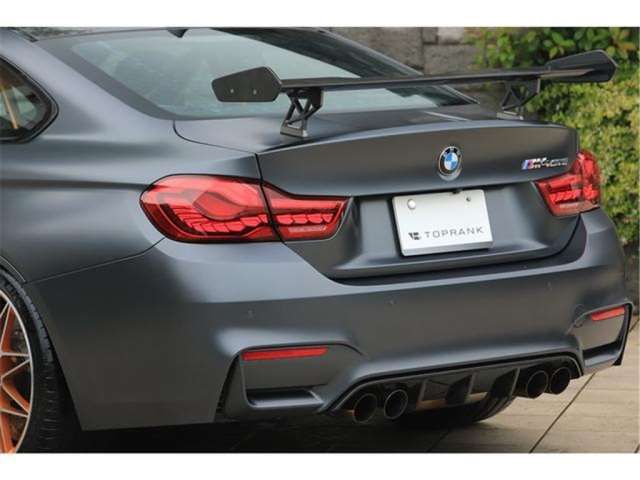 2017 BMW M4 — миниатюра 26