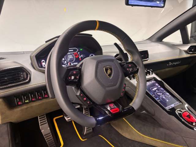 صورة مصغرة 22 لـ 2024 Lamborghini HURACAN STERRATO