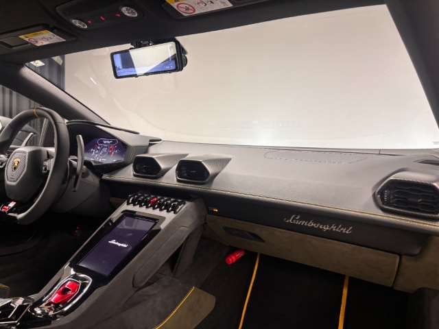 صورة مصغرة 39 لـ 2024 Lamborghini HURACAN STERRATO