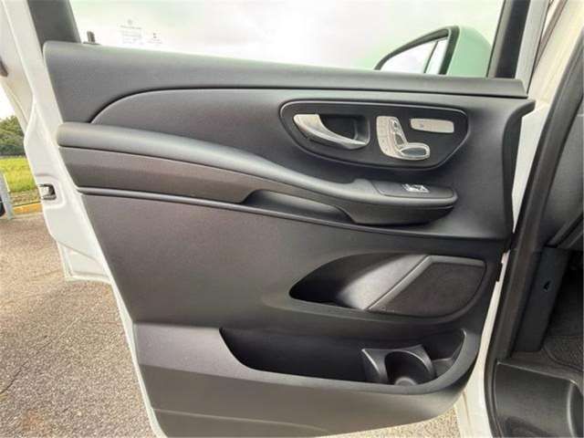 صورة مصغرة 26 لـ 2016 Mercedes-BENZ V-CLASS