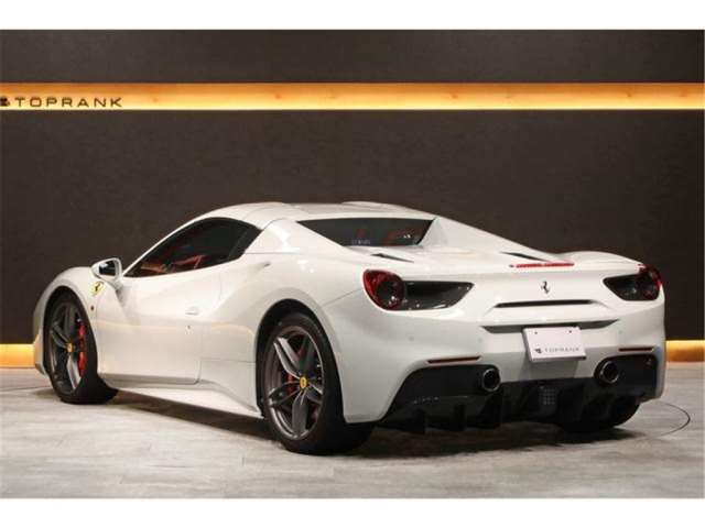 2016 Ferrari 488 SPIDER — миниатюра 17