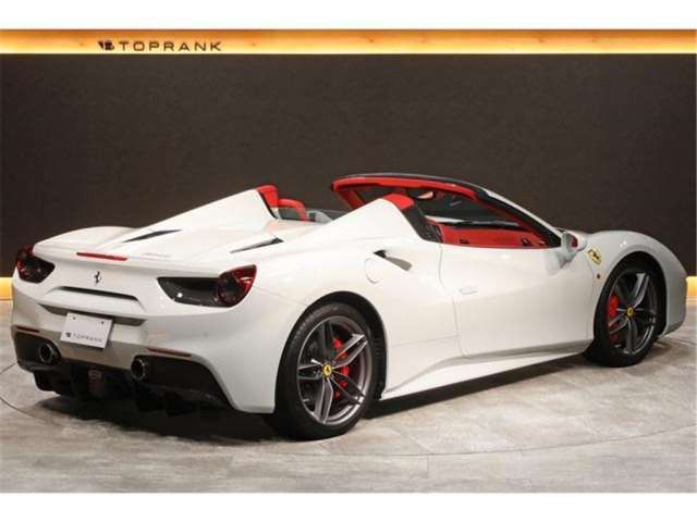 2016 Ferrari 488 SPIDER — миниатюра 25