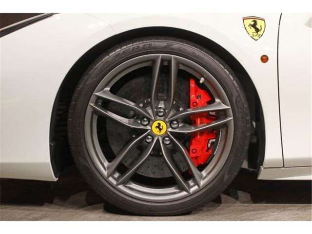 2016 Ferrari 488 SPIDER — миниатюра 37