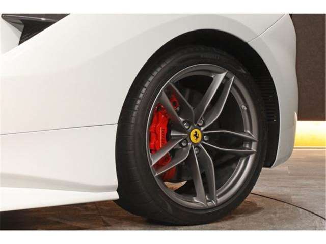 2016 Ferrari 488 SPIDER — миниатюра 39