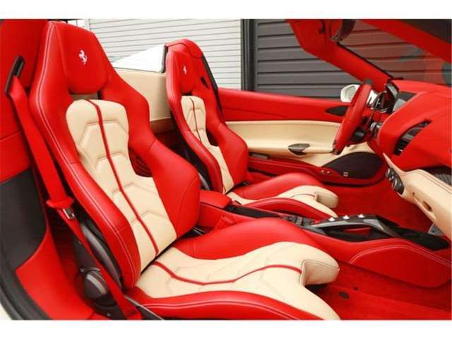 2016 Ferrari 488 SPIDER — миниатюра 45