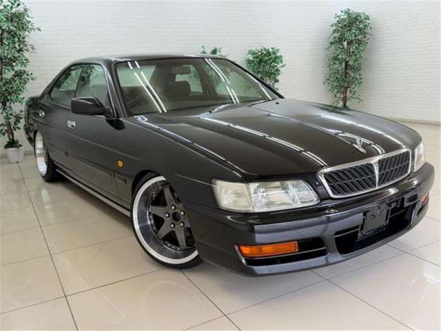 1997 Nissan LAUREL 照片 2
