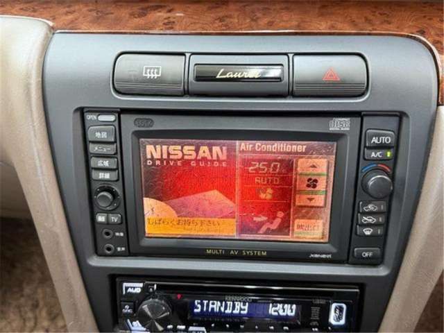 1997 Nissan LAUREL 照片 9