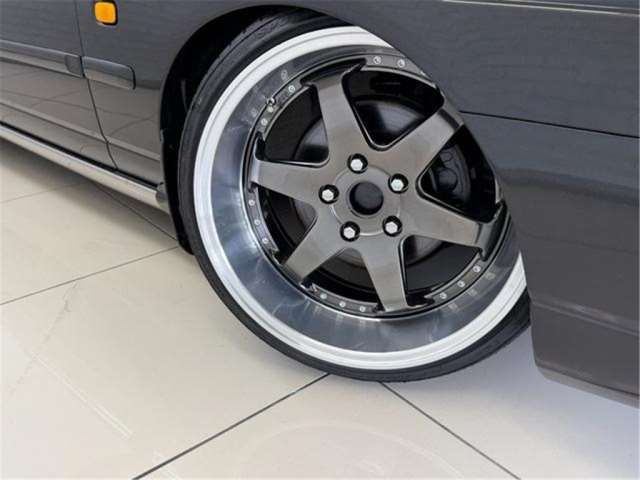 1997 Nissan LAUREL 照片 5