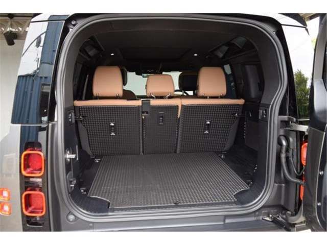 2025 LAND Rover DEFENDER — миниатюра 21
