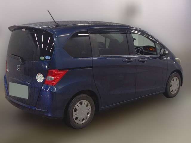 صورة 2 لـ 2008 Honda FREED