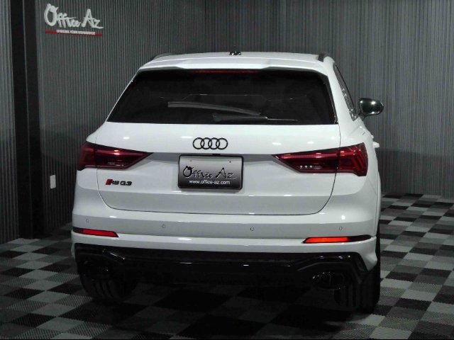 صورة 8 لـ 2020 AUDI RS Q3