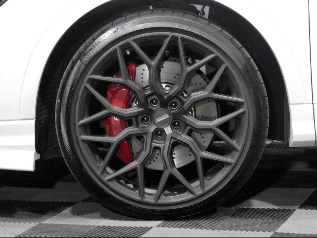 صورة 9 لـ 2020 AUDI RS Q3
