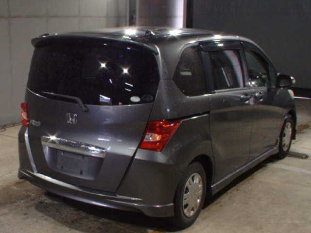 2008 Honda FREED — фото 5