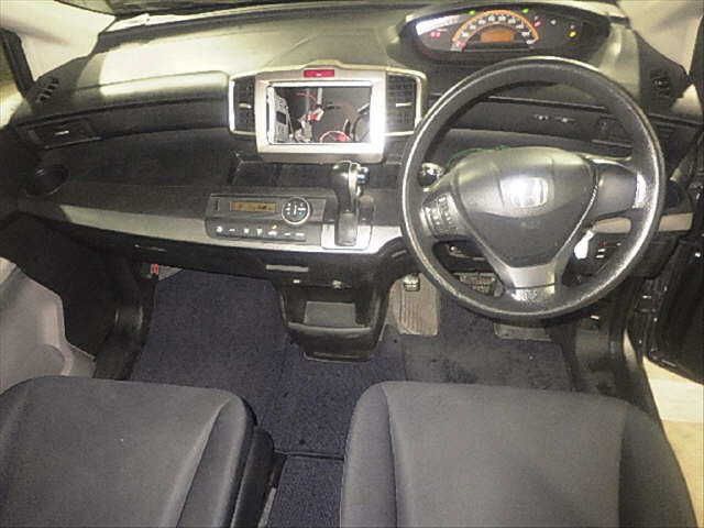 2008 Honda FREED — фото 3