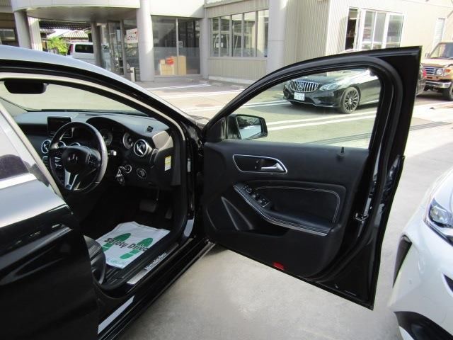 2013 Mercedes-BENZ A-CLASS 缩略图 8