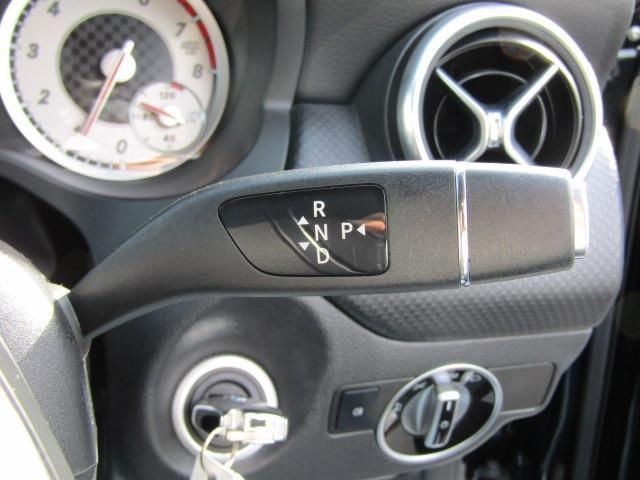 2013 Mercedes-BENZ A-CLASS 缩略图 15