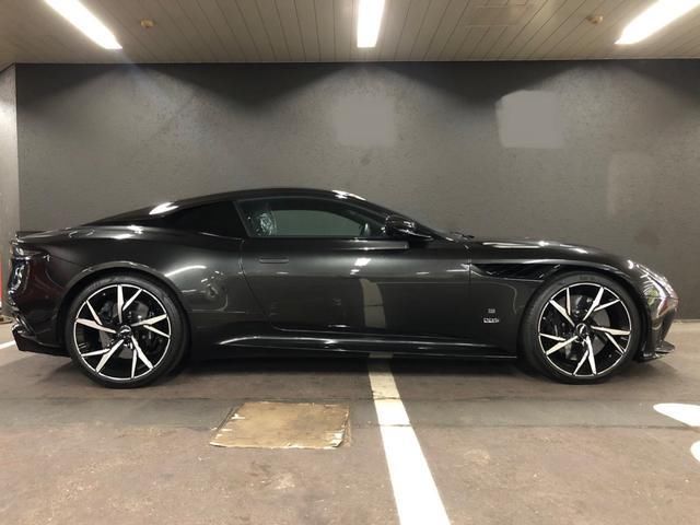 2021 Aston Martin DBS SUPERLEGGERA — миниатюра 7