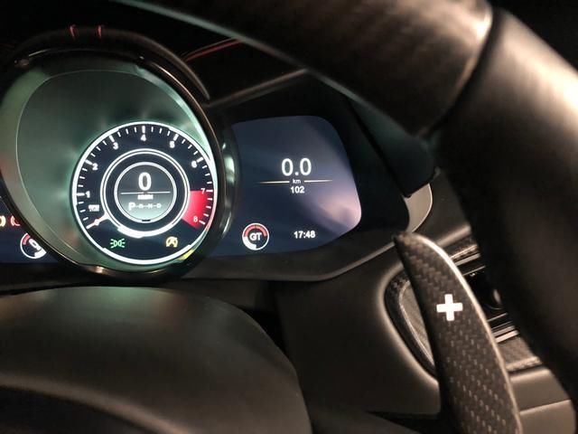 2021 Aston Martin DBS SUPERLEGGERA — миниатюра 23