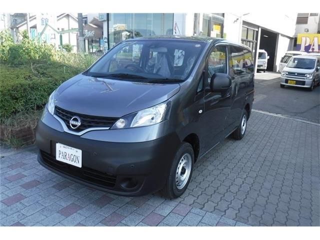 2025 Nissan NV200VANETTE WAGON 照片 6