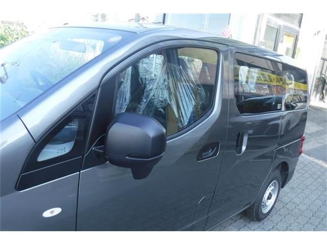2025 Nissan NV200VANETTE WAGON 照片 7