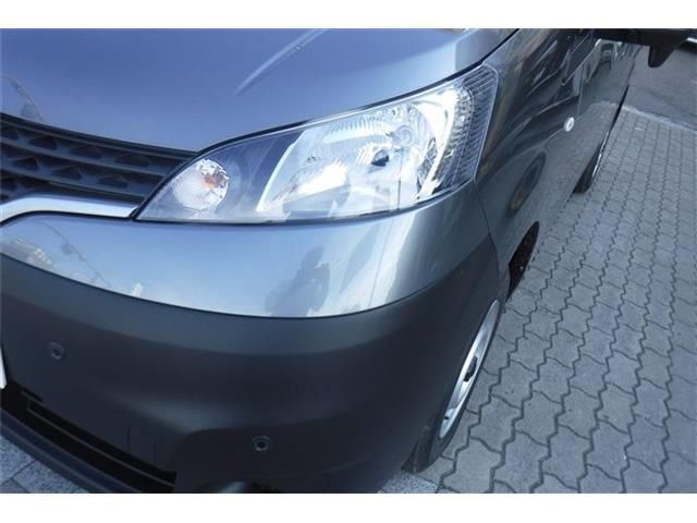 2025 Nissan NV200VANETTE WAGON 照片 8