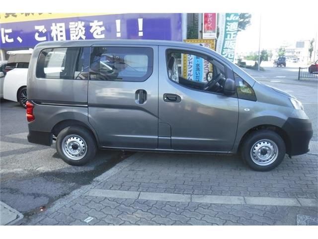 2025 Nissan NV200VANETTE WAGON — миниатюра 18