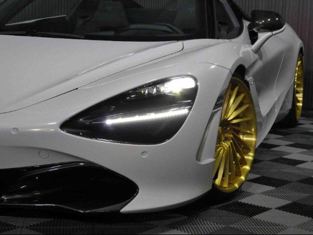 صورة 7 لـ 2019 Mclaren 720S SPIDER