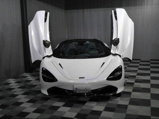 صورة 9 لـ 2019 Mclaren 720S SPIDER