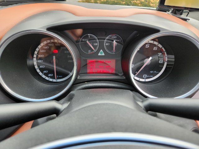 2016 ALFA Romeo GIULIETTA thumbnail 10
