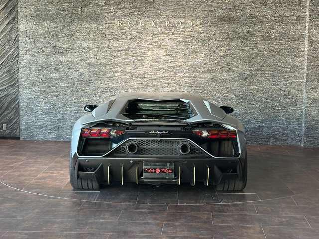 صورة مصغرة 8 لـ 2022 Lamborghini AVENTADOR