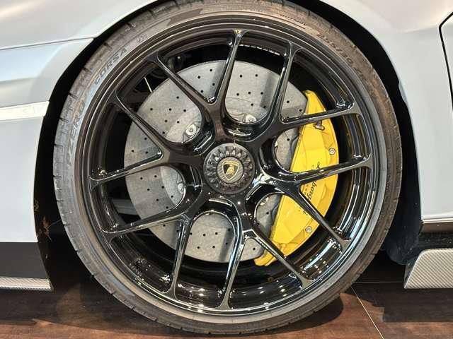 صورة مصغرة 9 لـ 2022 Lamborghini AVENTADOR