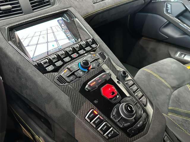 صورة مصغرة 11 لـ 2022 Lamborghini AVENTADOR