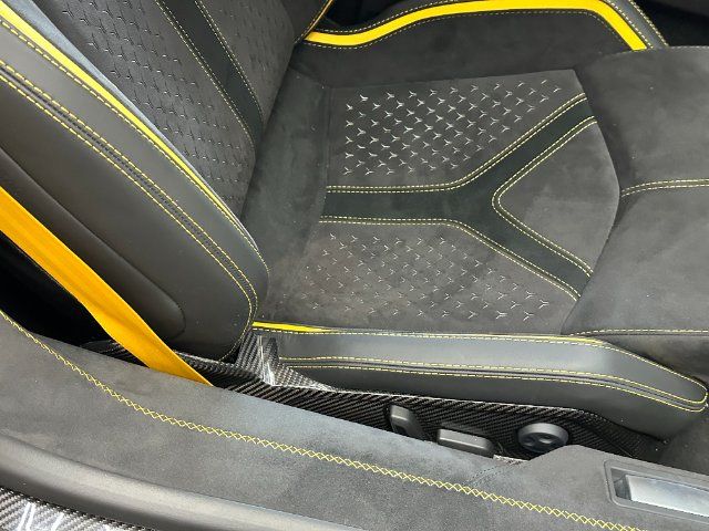 صورة مصغرة 23 لـ 2022 Lamborghini AVENTADOR