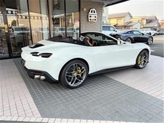 2025 Ferrari ROMA 缩略图 10