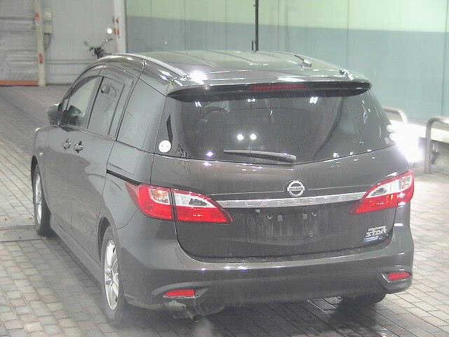 2013 Nissan LAFESTA 照片 2