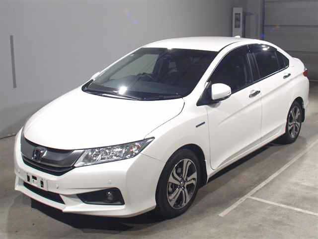 2015 Honda GRACE — фото 1