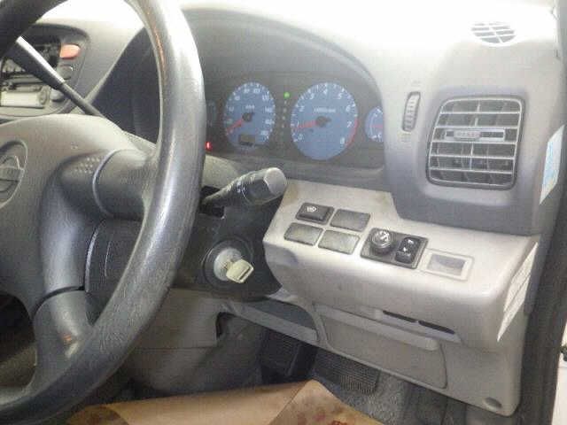 2001 Nissan SERENA 照片 6