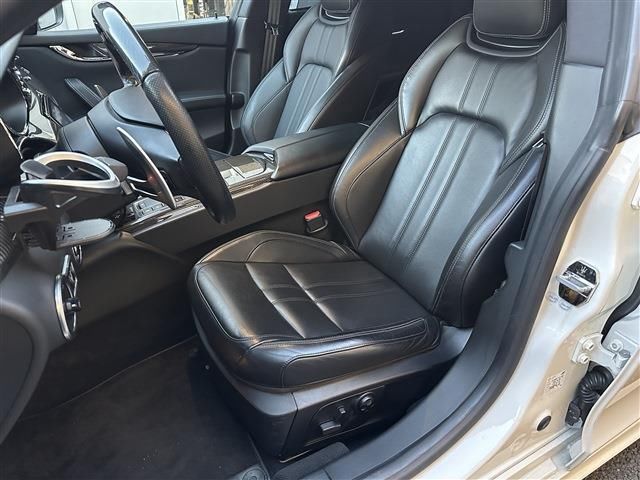 2017 Maserati QUATTROPORTE 缩略图 8