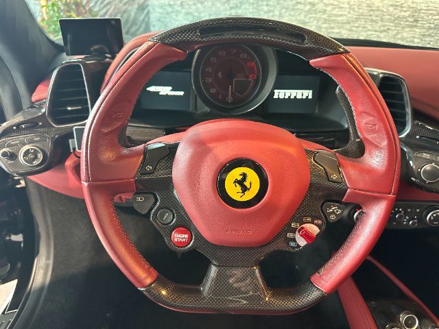 2014 Ferrari 458 SPIDER — миниатюра 16