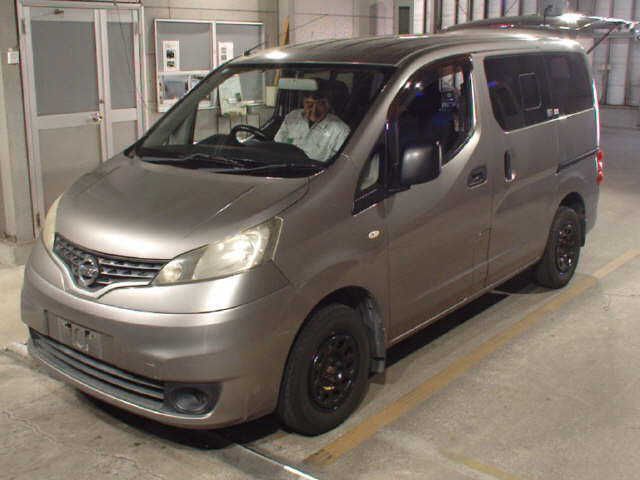 2010 Nissan NV200VANETTE WAGON — фото 4