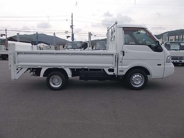 صورة 15 لـ 2011 Nissan VANETTE LARGO COACH
