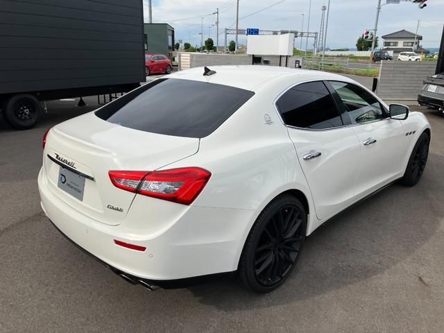 2016 Maserati GHIBLI — миниатюра 8