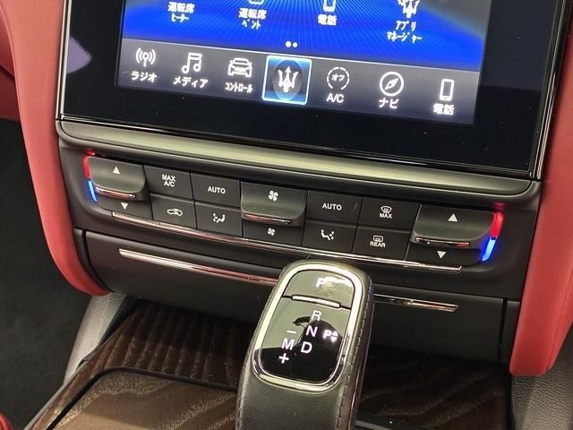2020 Maserati QUATTROPORTE 缩略图 21