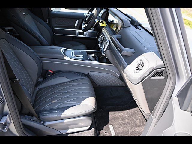 2026 Mercedes-BENZ G-CLASS AMG — миниатюра 13