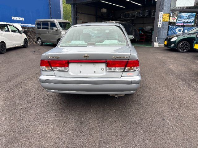 2000 Nissan SUNNY — миниатюра 5