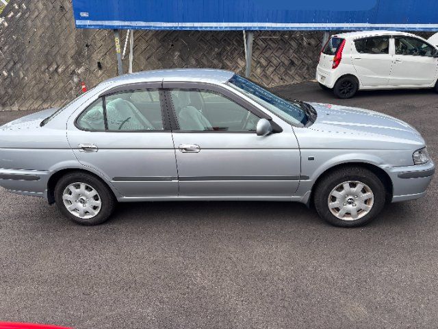 2000 Nissan SUNNY — миниатюра 7