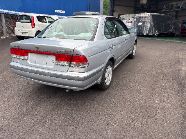 2000 Nissan SUNNY — миниатюра 2