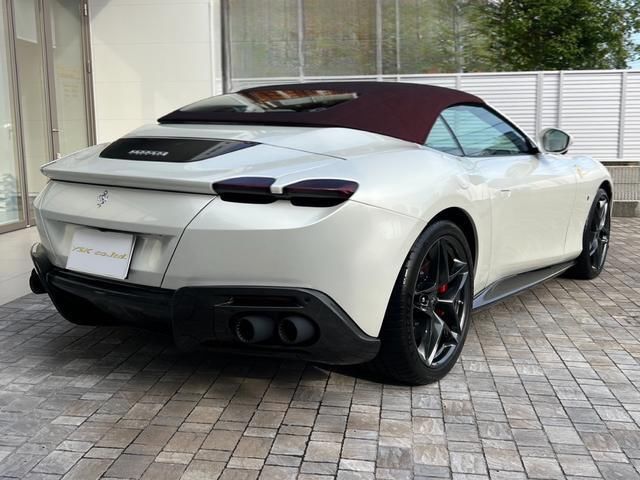 2025 Ferrari ROMA SPIDER 缩略图 2