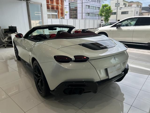 2025 Ferrari ROMA SPIDER 缩略图 19